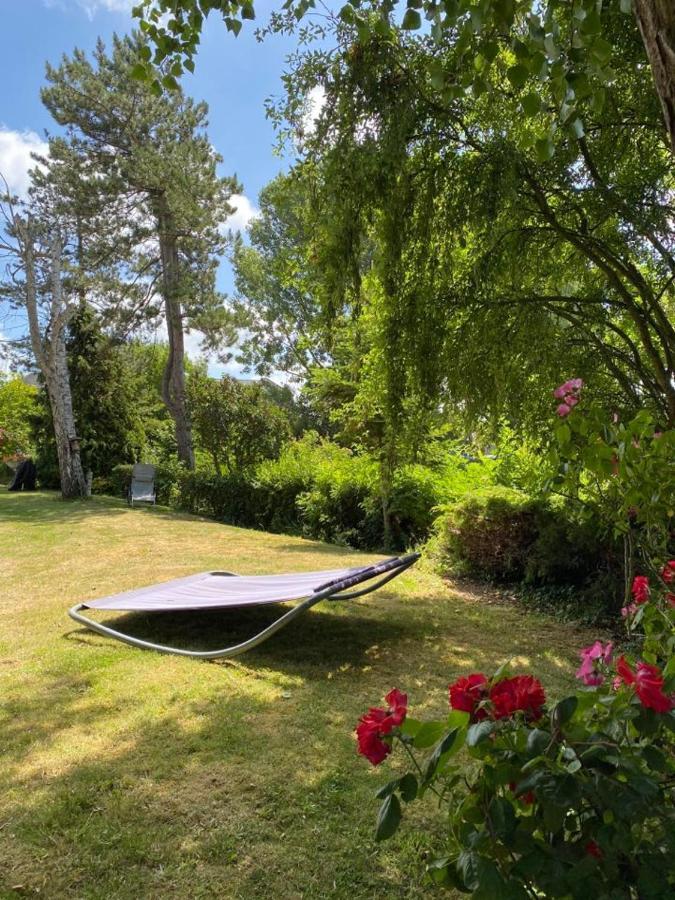 Le Clos De La Madelaine Montreuil  Eksteriør bilde